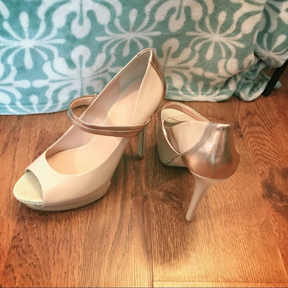 Jessica Simpson platform heels